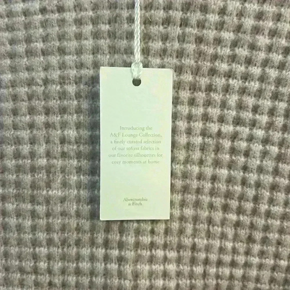 NWT Abercrombie & Fitch: The A&F Lounge Coll. XXS (fits like a S) Pink Hoodie - Picture 3 of 8